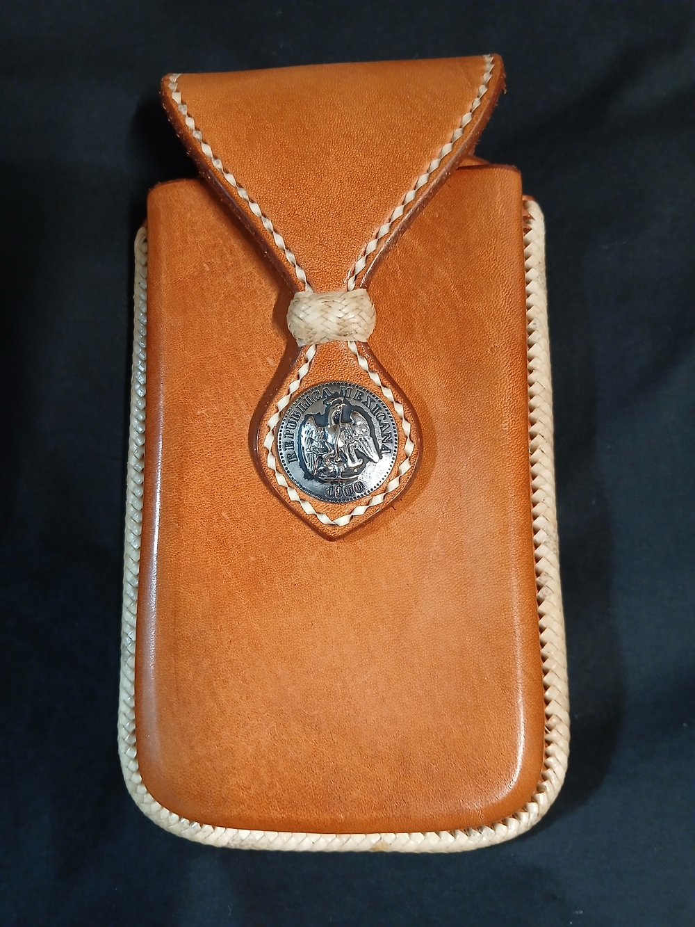 Leather Phone Pouch with Concho - Tan